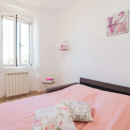 Διαμέρισμα Amazing Sea View, Free Parking, Near To The Centre Τεργέστη