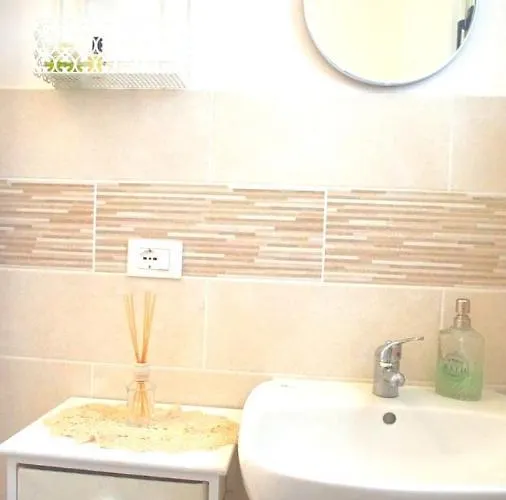 Splendida Vista Golfo, Con Parcheggio - Naonbnb アパート トリエステ